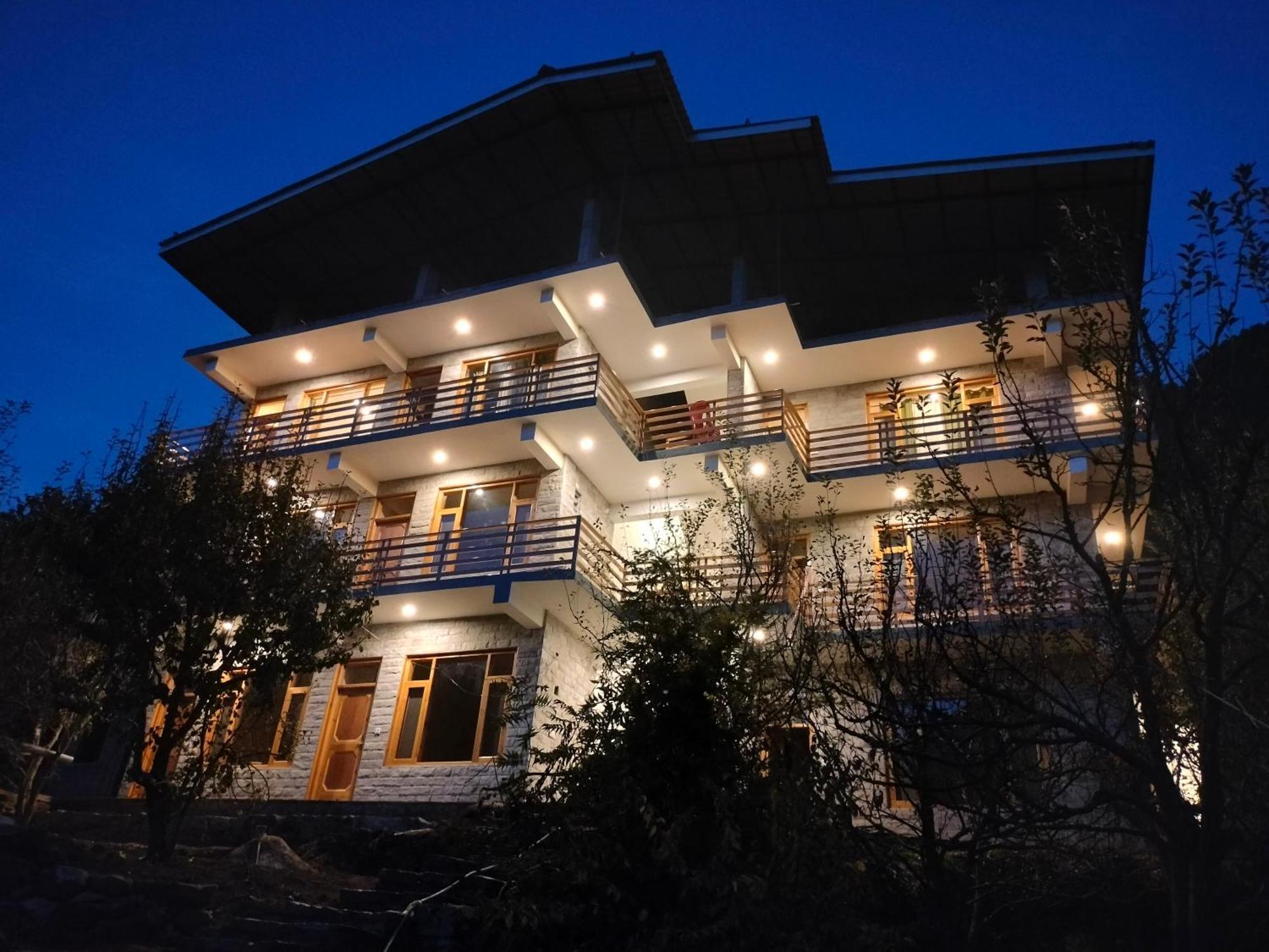Lotus Retreat Villa Manali  Exterior photo