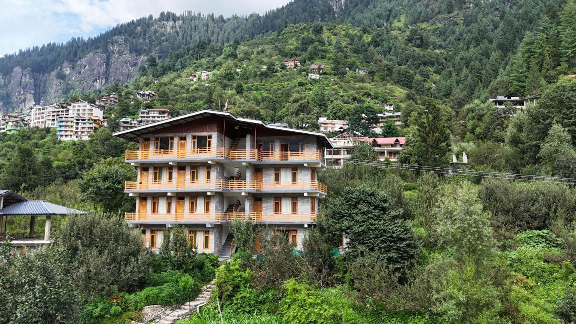 Lotus Retreat Villa Manali  Exterior photo