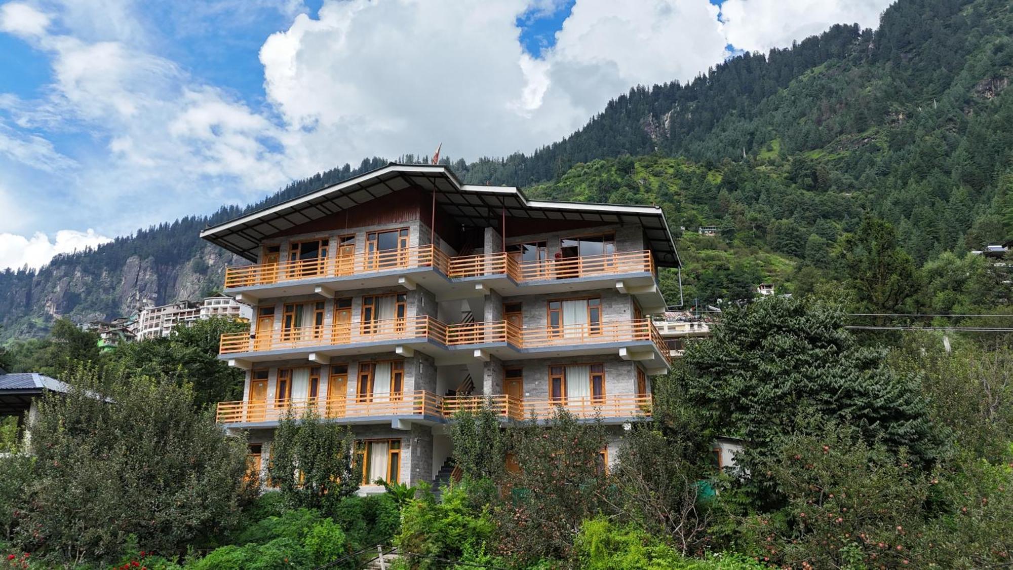 Lotus Retreat Villa Manali  Exterior photo